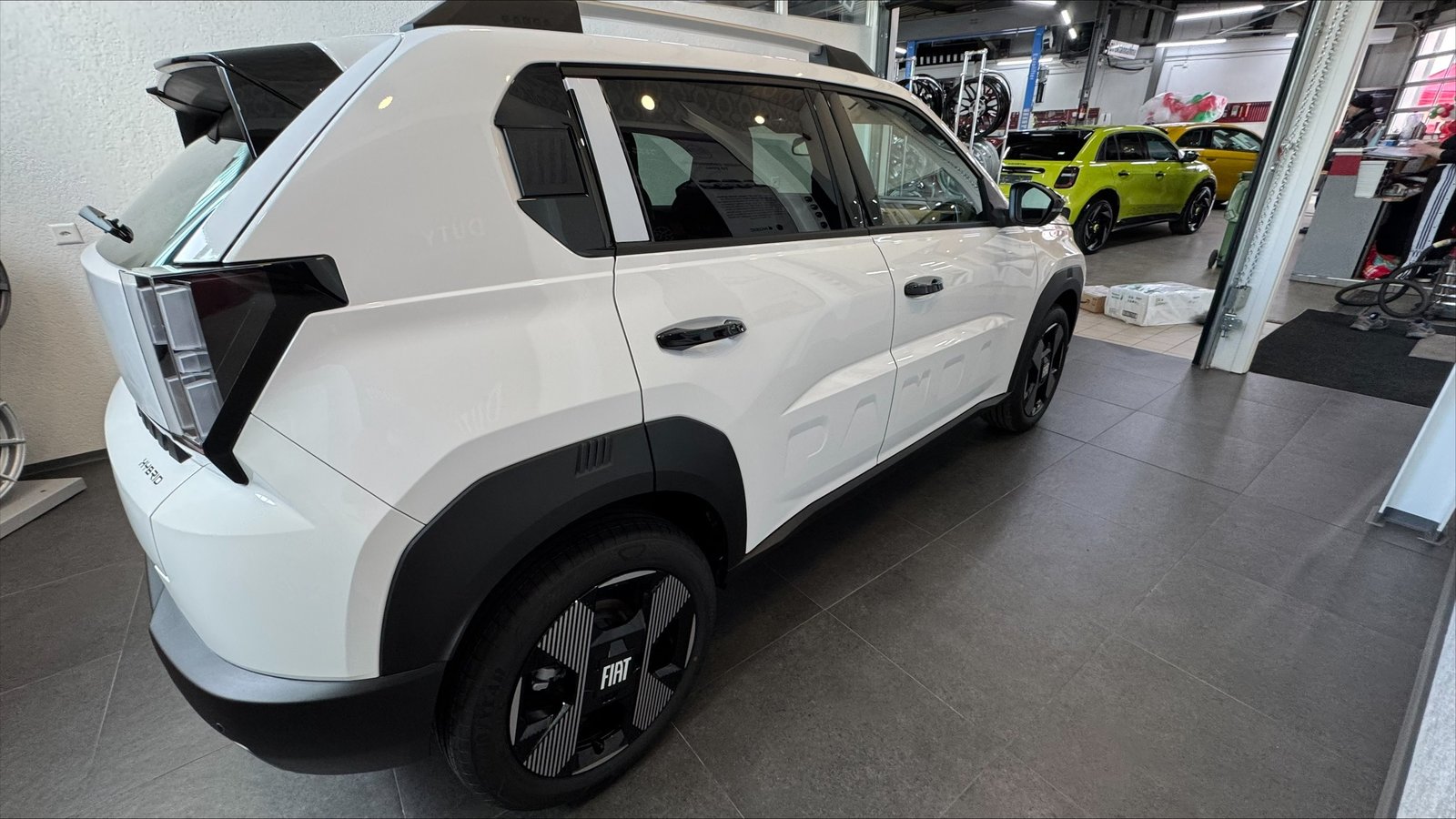 FIAT Grande Panda MHEV La Prima, Benzin, Neuwagen, Automatik - 4