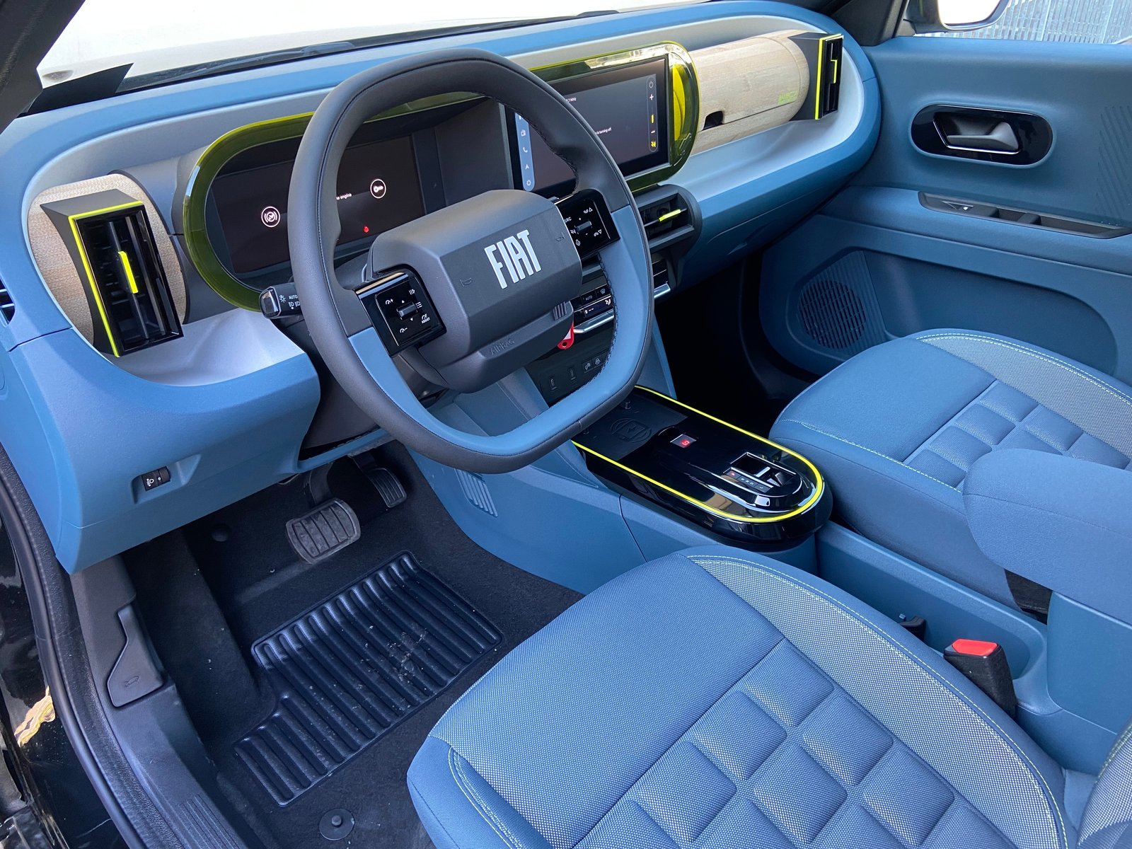 FIAT Grande Panda MHEV La Prima, Benzin, Neuwagen, Automatik - 6