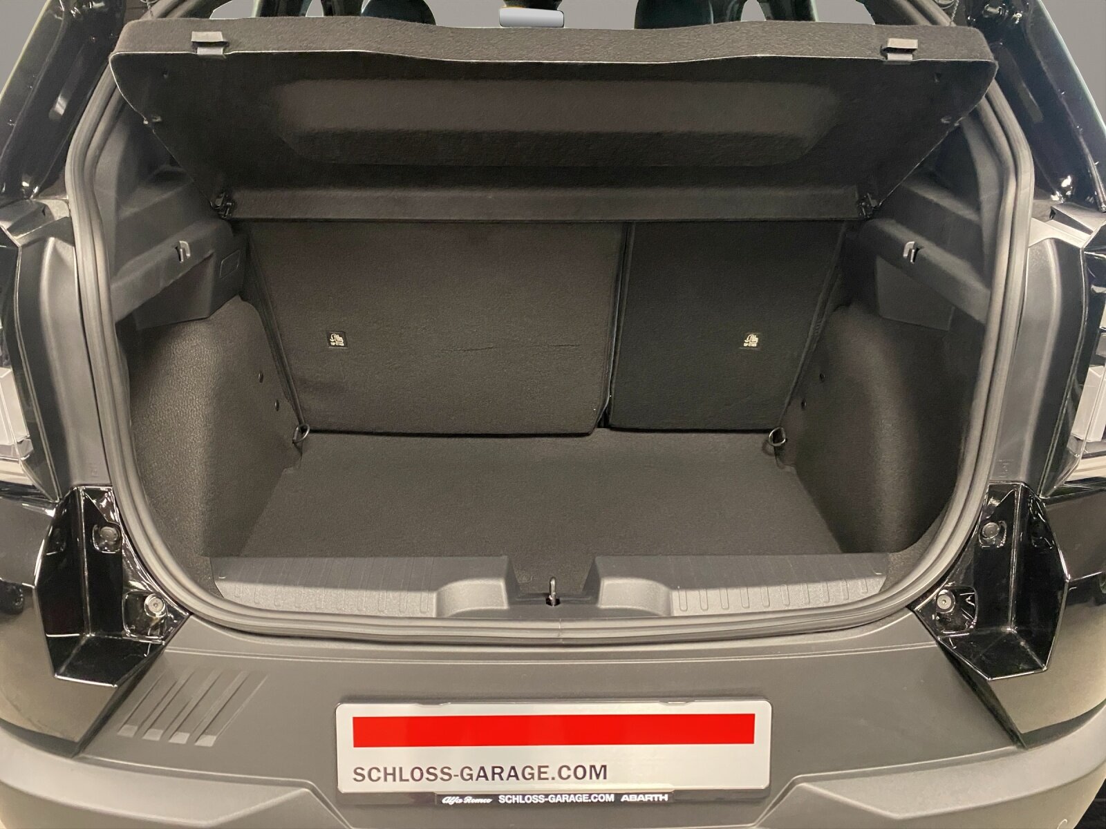 FIAT Grande Panda e Red, Elektro, Neuwagen, Automatik - 5
