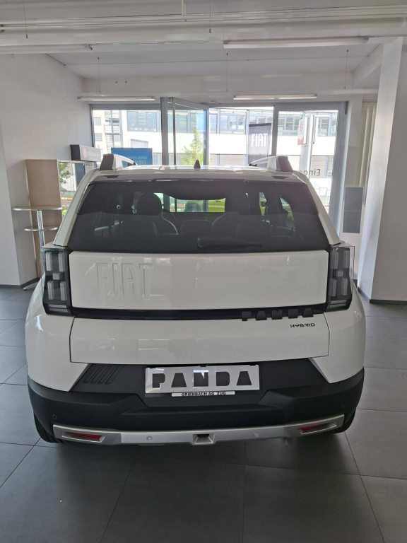 FIAT 1.2 Hybrid La Prima, Mild-Hybrid Petrol/Electric, New car, Automatic - 6