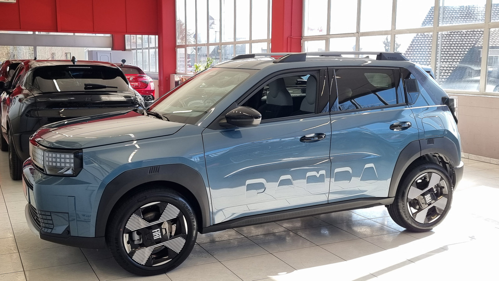 FIAT Grande Panda 1.2 Hybrid 110 PS La Prima, Mild-Hybrid Petrol/Electric, New car, Automatic - 2