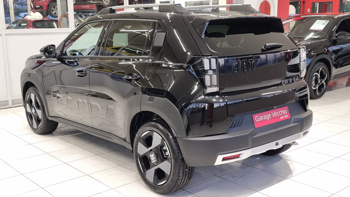 FIAT Grande Panda 1.2 Hybrid 110 PS La Prima, Mild-Hybrid Petrol/Electric, New car, Automatic - 6