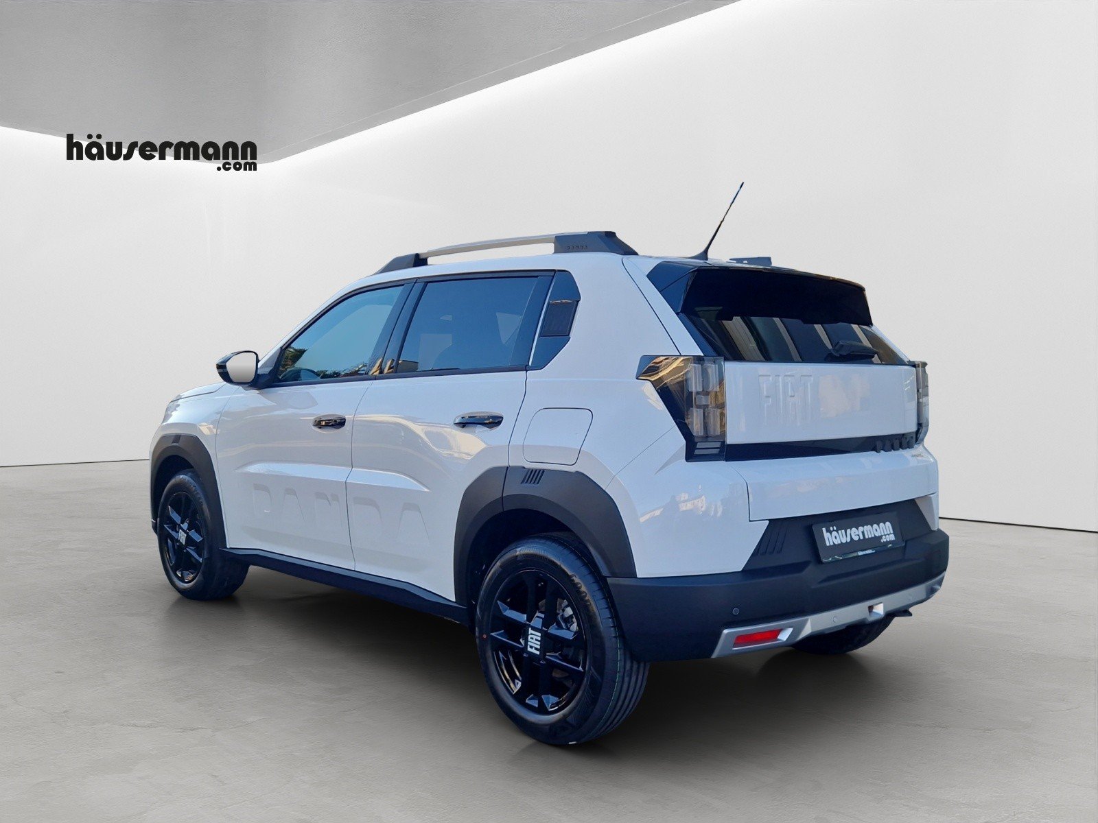 FIAT Grande Panda 1.2 Hybrid Icon, Mild-Hybrid Petrol/Electric, New car, Automatic - 4