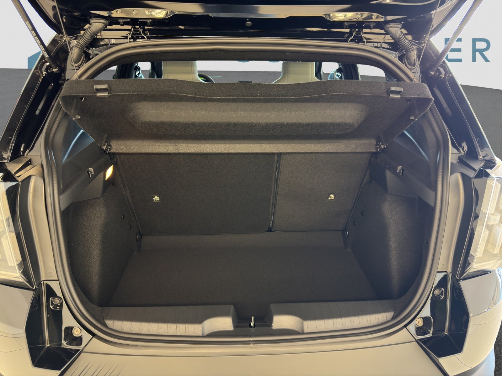 FIAT GRANDE PANDA 1.2 Hybrid La Prima, Mild-Hybrid Petrol/Electric, New car, Automatic - 7
