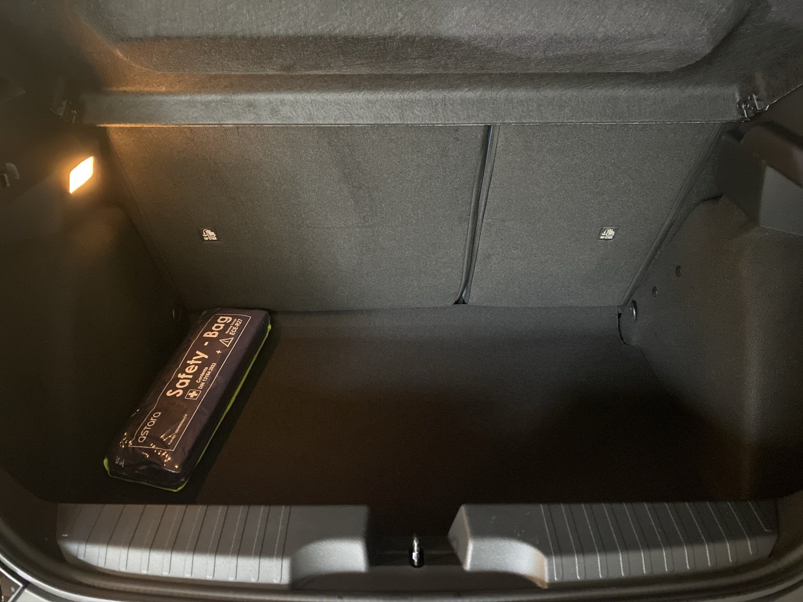 FIAT Grande Panda La Prima, Hybride Leggero Benzina/Elettrica, Auto nuove, Automatico - 5