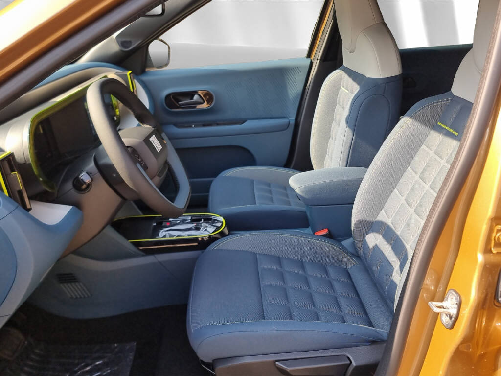 FIAT Grande Panda 1.2 Hybrid La Prima, Mild-Hybrid Petrol/Electric, New car, Automatic - 4