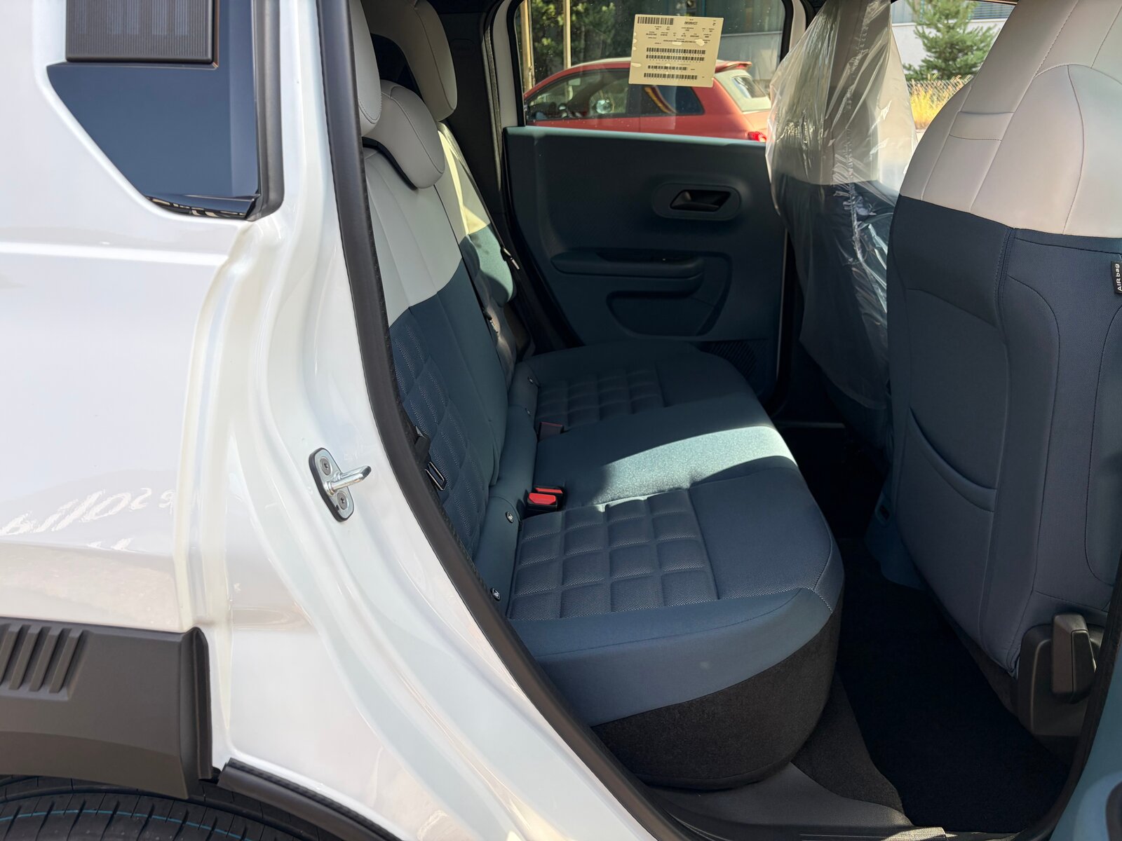 FIAT GRANDE PANDA, Hybride Léger Essence/Électricité, Voiture nouvelle, Automatique - 6