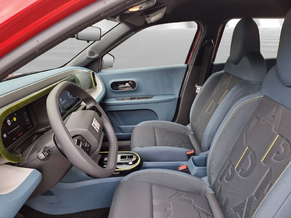 FIAT Grande Panda Red, Elektro, Vorführwagen, Automatik - 4