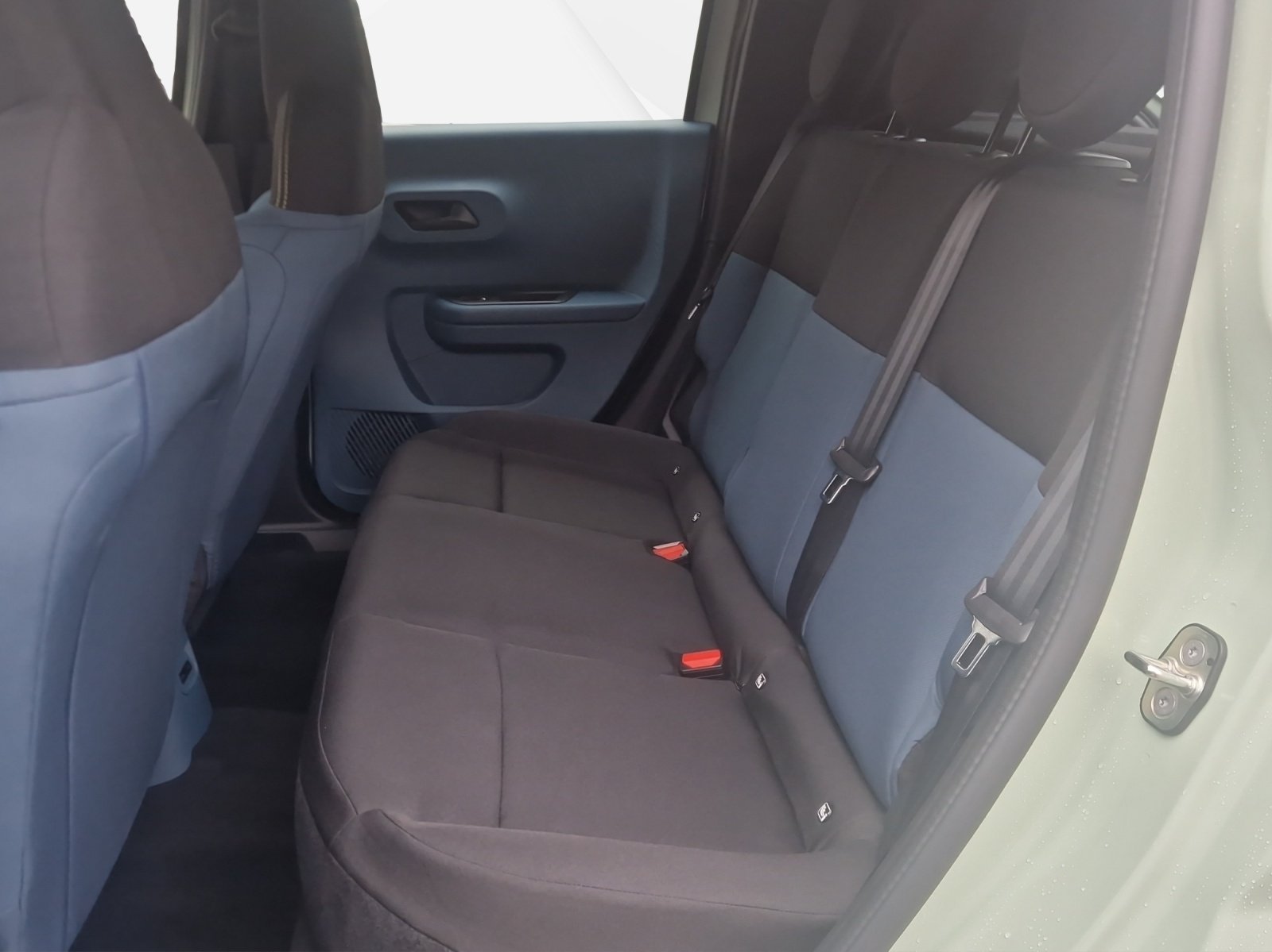 FIAT Grande Panda 1.2 Hybrid Icon, Mild-Hybrid Benzin/Elektro, Vorführwagen, Automatik - 7