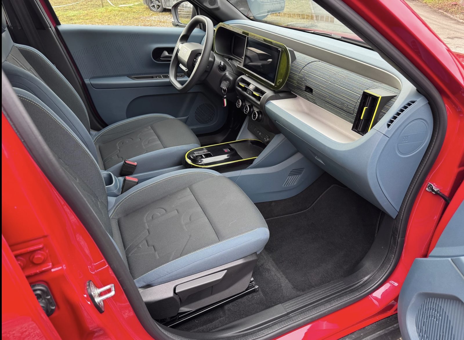 FIAT Grande Panda Red, Electric, Ex-demonstrator, Automatic - 5