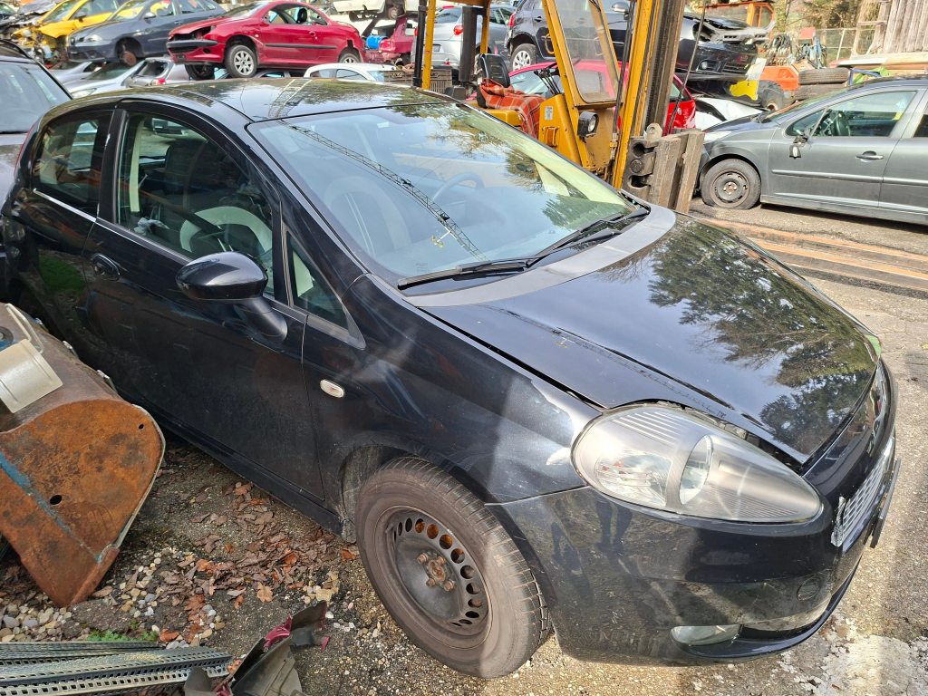FIAT GRANDE PUNTO 1.4 16V 95 Dynamic