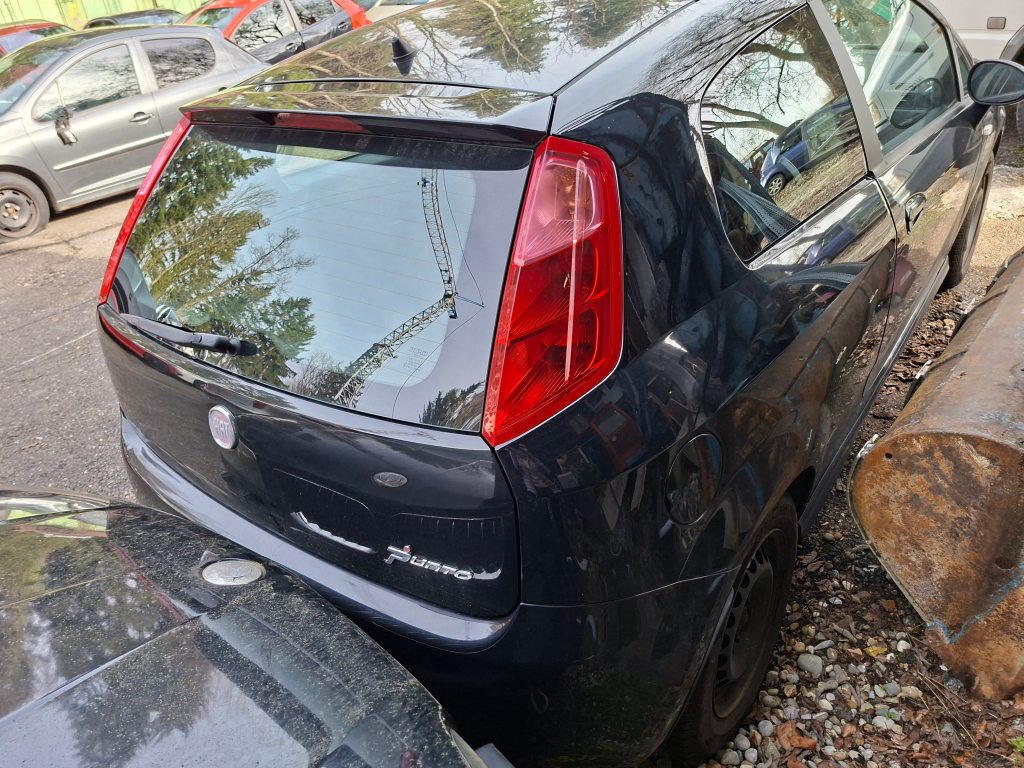 FIAT GRANDE PUNTO 1.4 16V 95 Dynamic, Essence, Occasion / Utilisé, Manuelle - 4