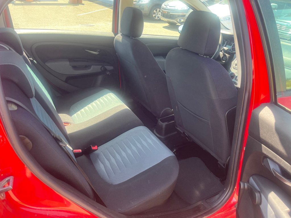 FIAT GRANDE PUNTO 1.4 16V 95 Sporting, Essence, Occasion / Utilisé, Manuelle - 5