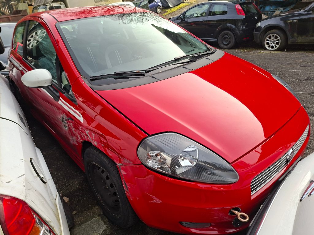FIAT GRANDE PUNTO 1.4 16V 95 Dynamic, Petrol, Second hand / Used, Manual - 4
