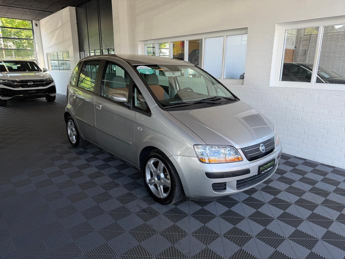 FIAT Idea 1.4 16V Swiss, Benzin, Occasion / Gebraucht, Handschaltung