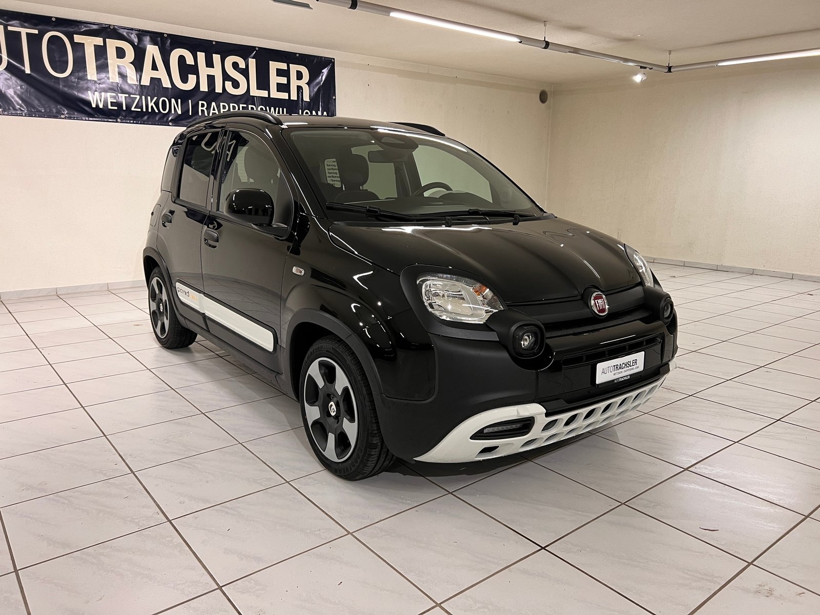 FIAT Panda 1.0 MHEV Cross, Mild-Hybrid Petrol/Electric, New car, Manual - 3