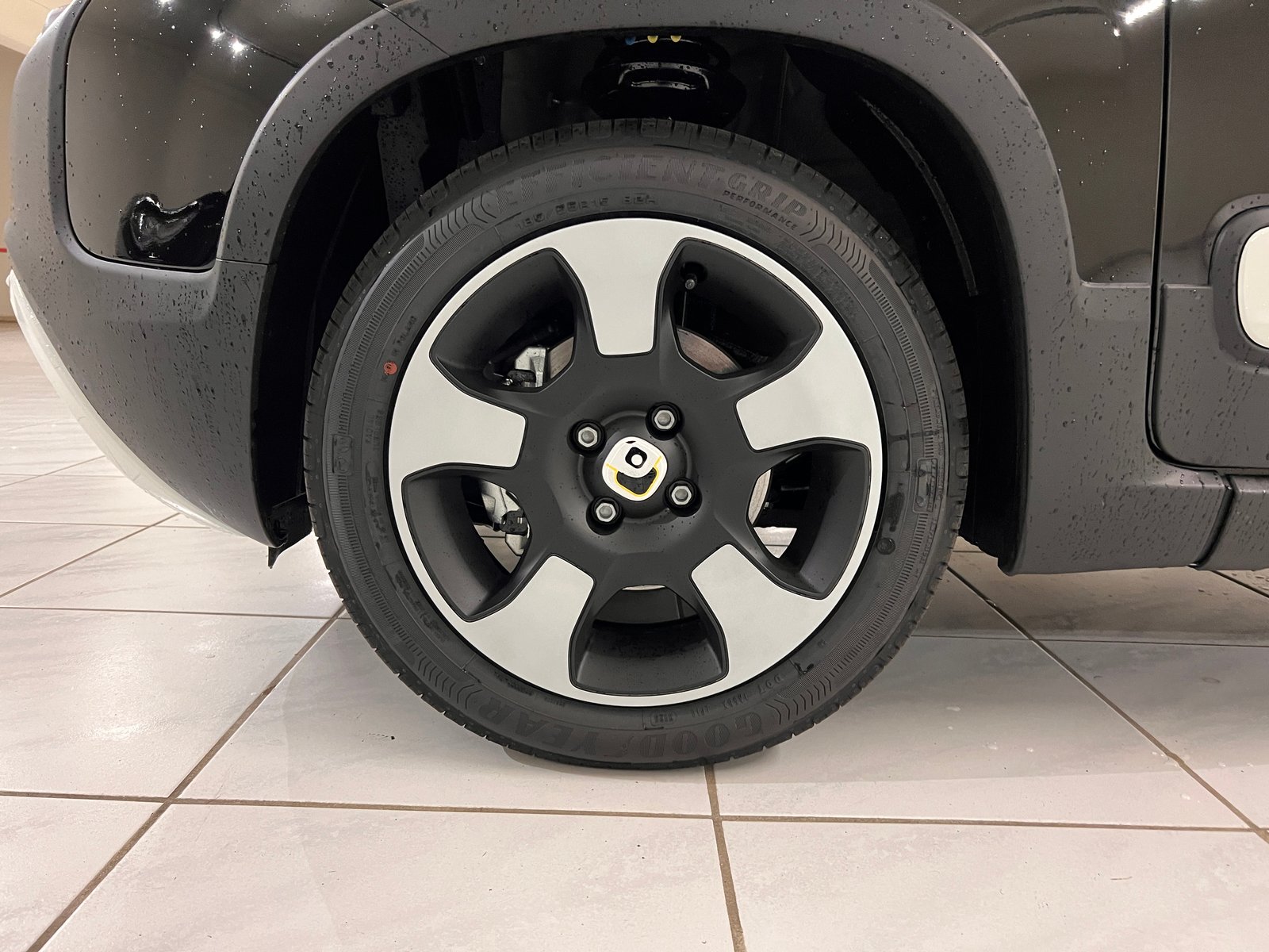 FIAT Panda 1.0 MHEV Cross, Mild-Hybrid Petrol/Electric, New car, Manual - 6