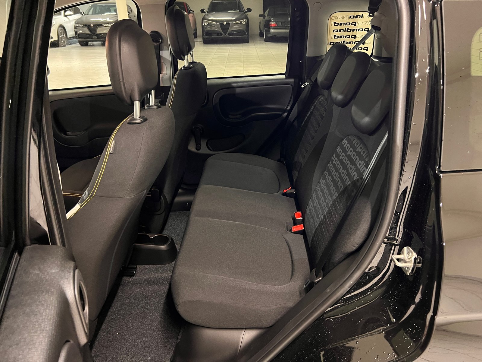 FIAT Panda 1.0 MHEV Cross, Mild-Hybrid Petrol/Electric, New car, Manual - 7