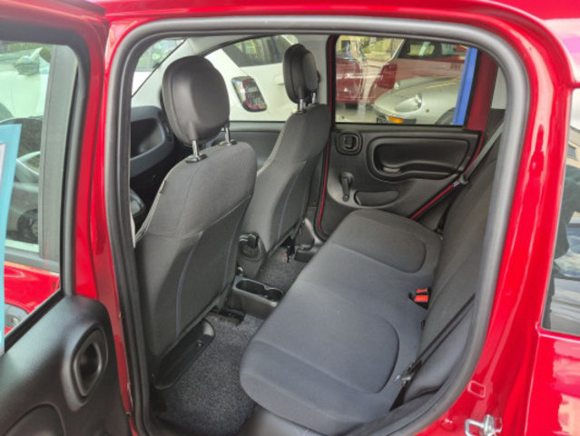 FIAT PANDA 1.0 MHEV Cult, Mild-Hybrid Petrol/Electric, New car, Manual - 4