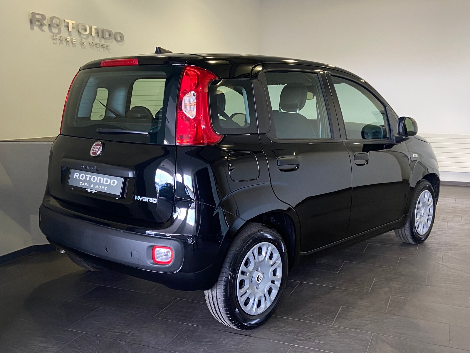 FIAT Panda 1.0 MHEV City, Mild-Hybrid Petrol/Electric, New car, Manual - 2