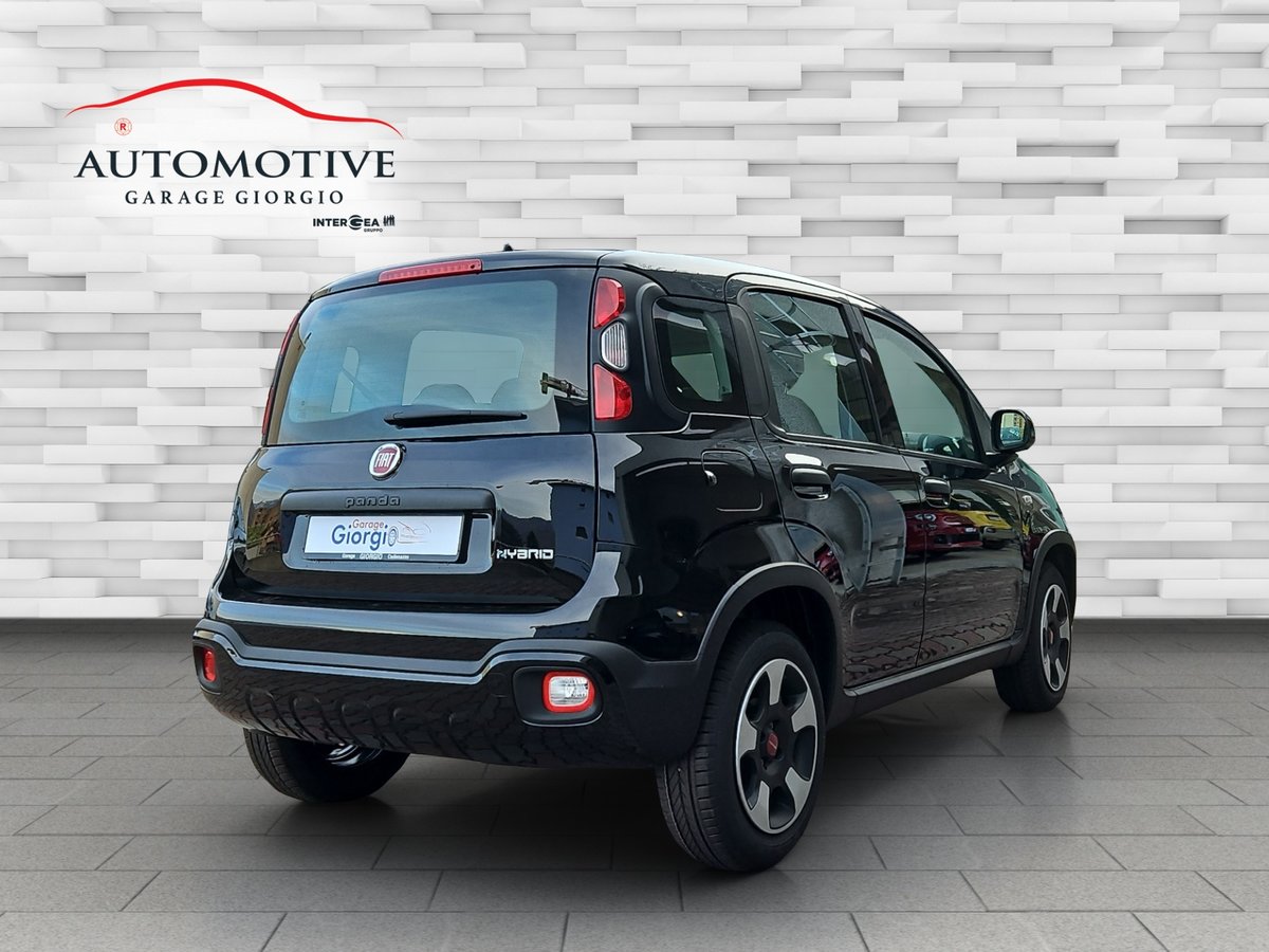 FIAT Panda 1.0 MHEV Cross, Mild-Hybrid Petrol/Electric, Second hand / Used, Manual - 5
