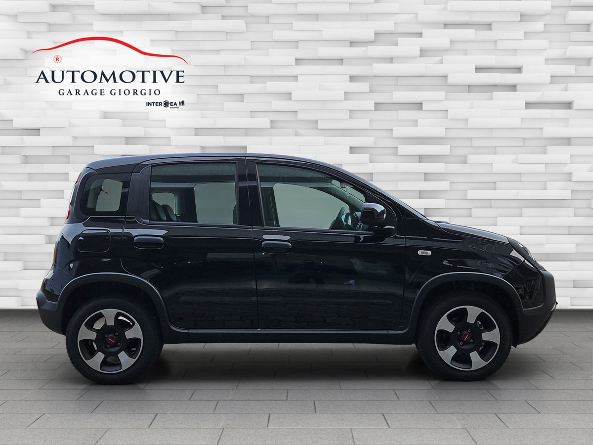 FIAT Panda 1.0 MHEV Cross, Mild-Hybrid Petrol/Electric, Second hand / Used, Manual - 6