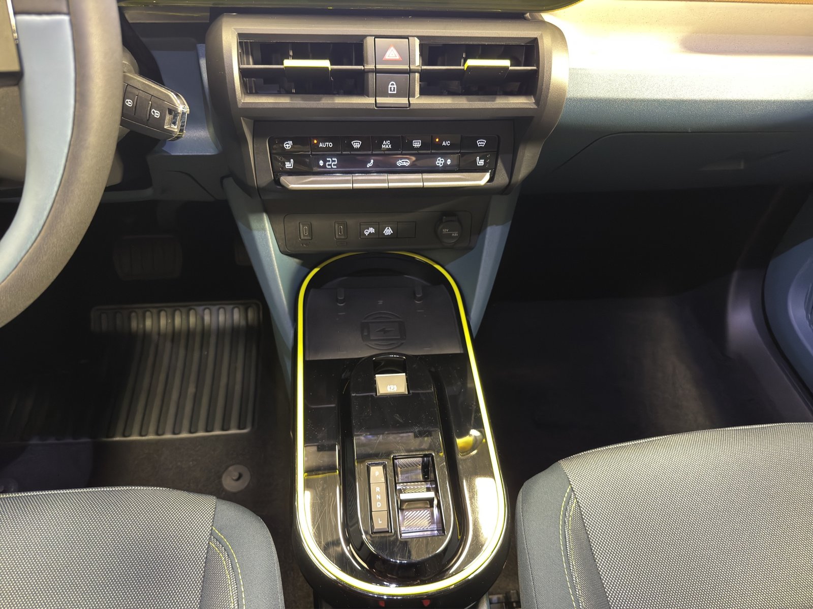 FIAT La Prima, Mild-Hybrid Benzin/Elektro, Occasion / Gebraucht, Automatik - 7