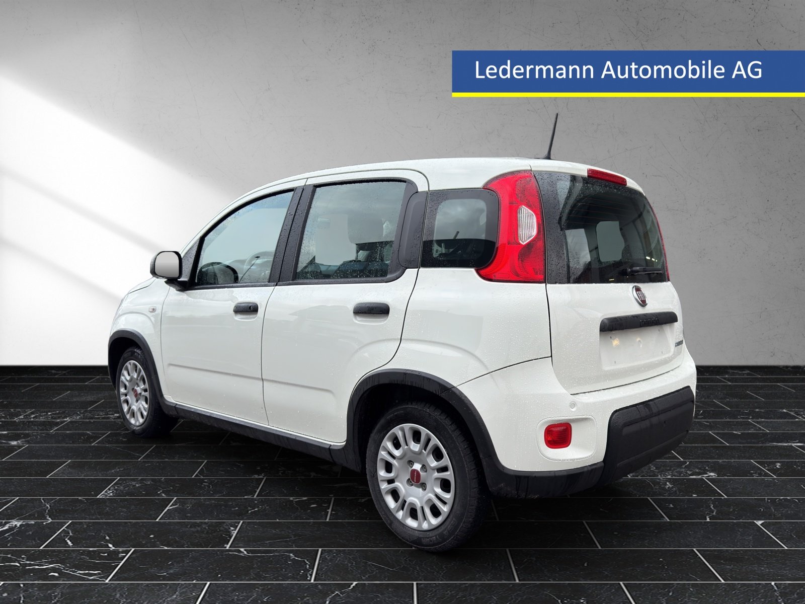FIAT Panda 1.0 MHEV City Life, Mild-Hybrid Petrol/Electric, Second hand / Used, Manual - 3