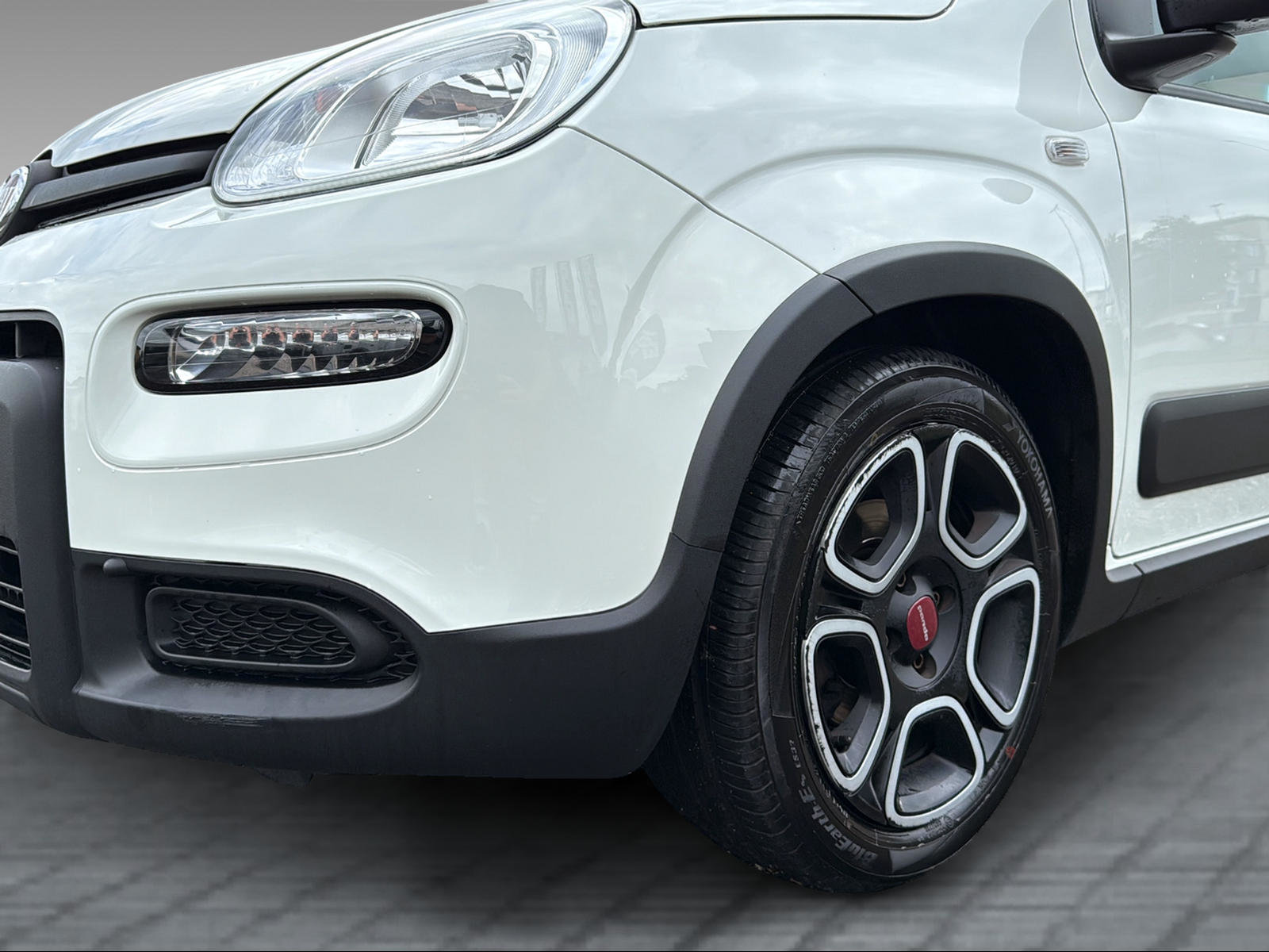 FIAT Panda 1.0 Hybrid City Life, Mild-Hybrid Petrol/Electric, Second hand / Used, Manual - 4