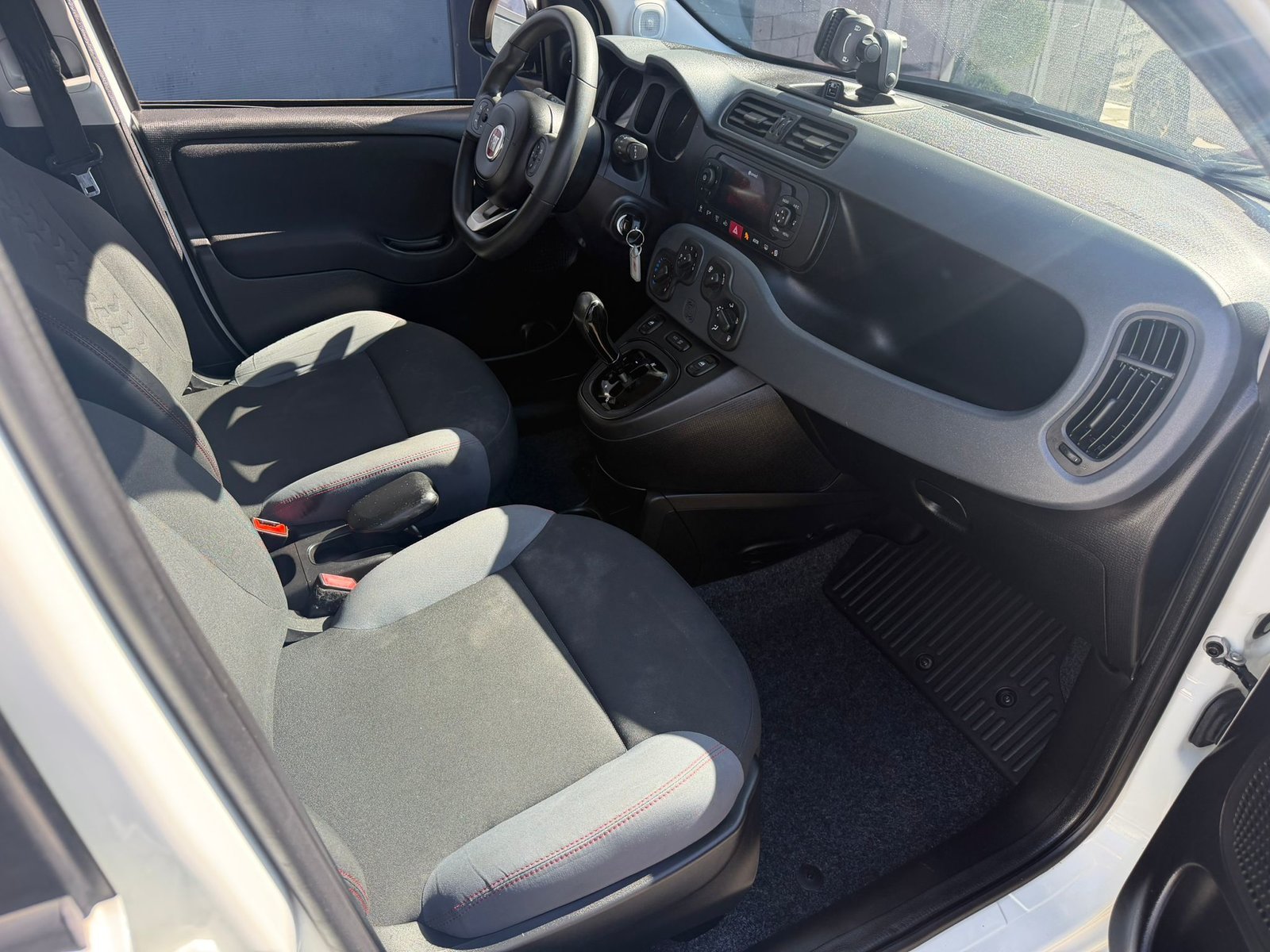 FIAT Panda 0.9 Twinair Turbo Easy MTA, Benzin, Occasion / Gebraucht, Automatik - 6