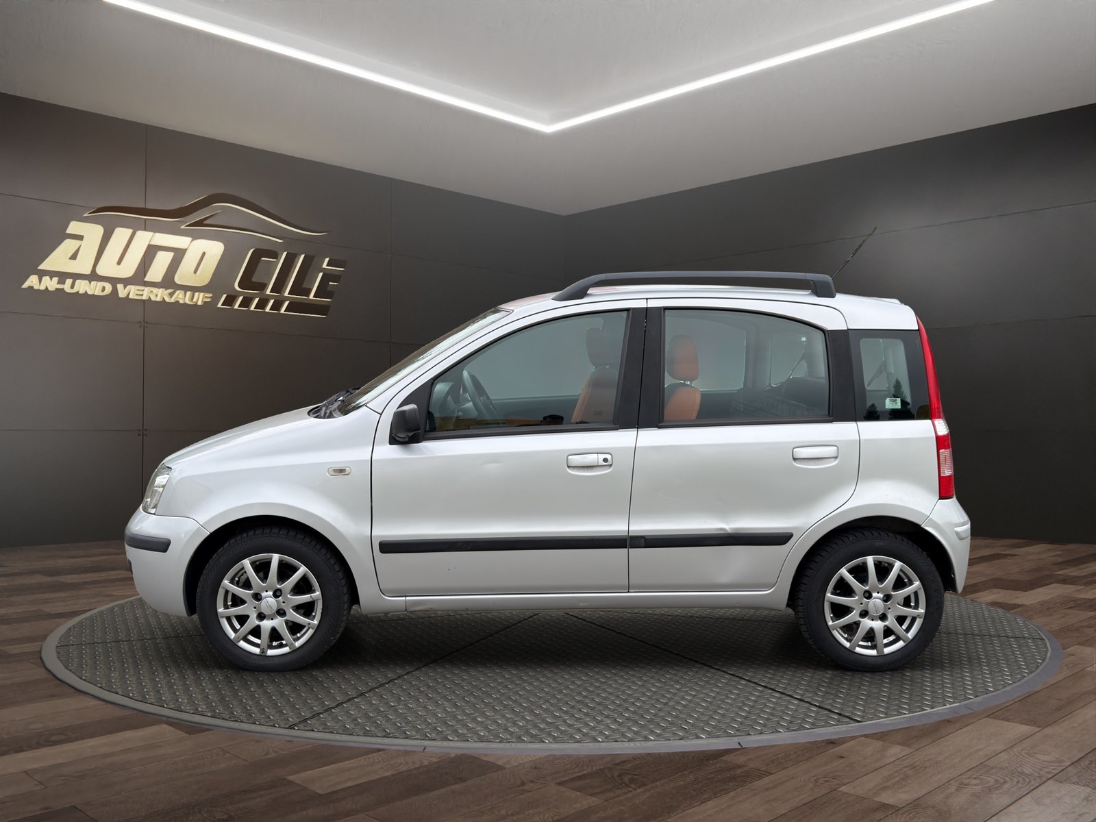 FIAT Panda 1.2 Dynamic plus, Petrol, Second hand / Used, Automatic - 4