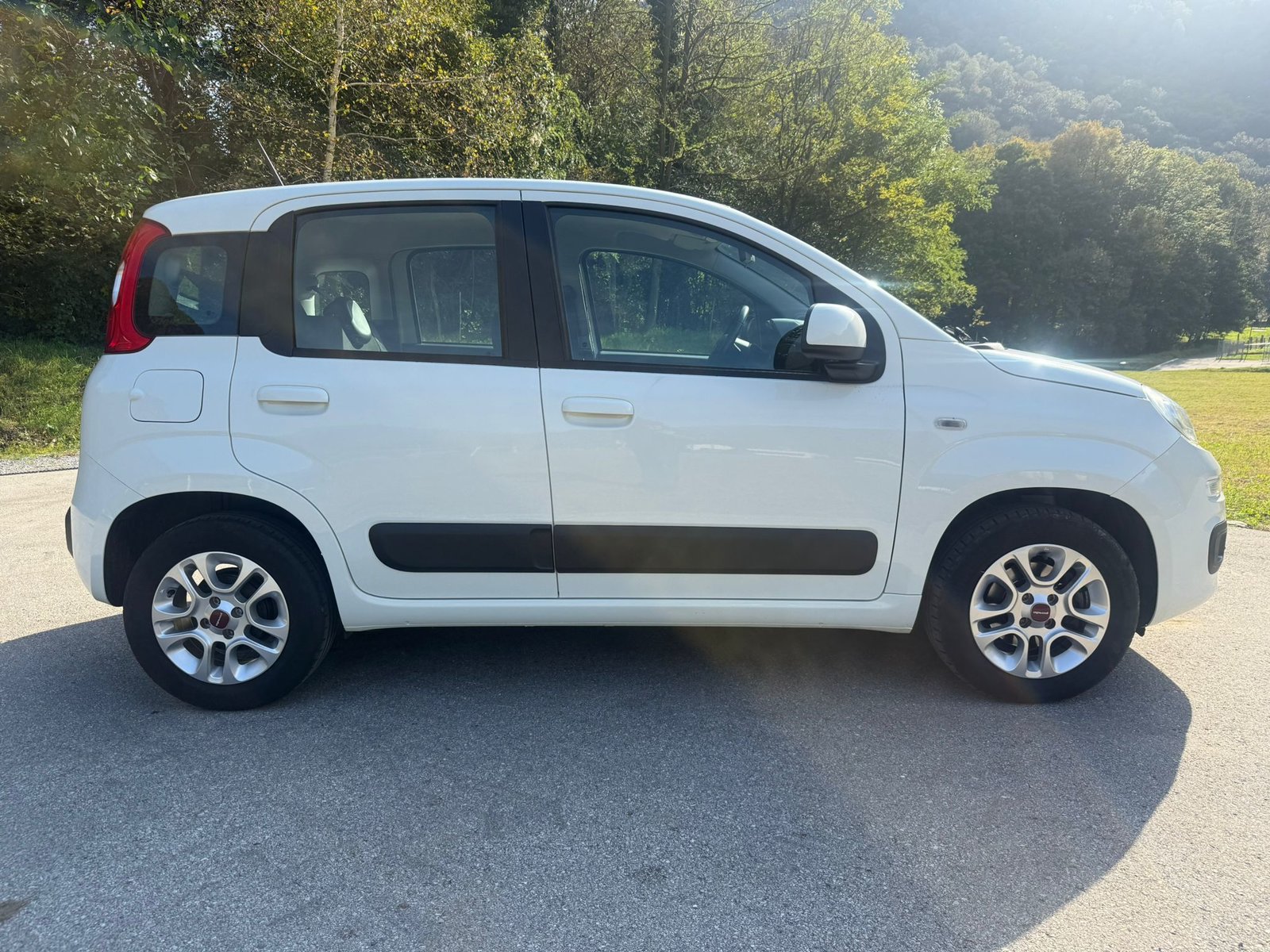 FIAT Panda 1.3 MJ Lounge, Diesel, Occasion / Utilisé, Manuelle - 2