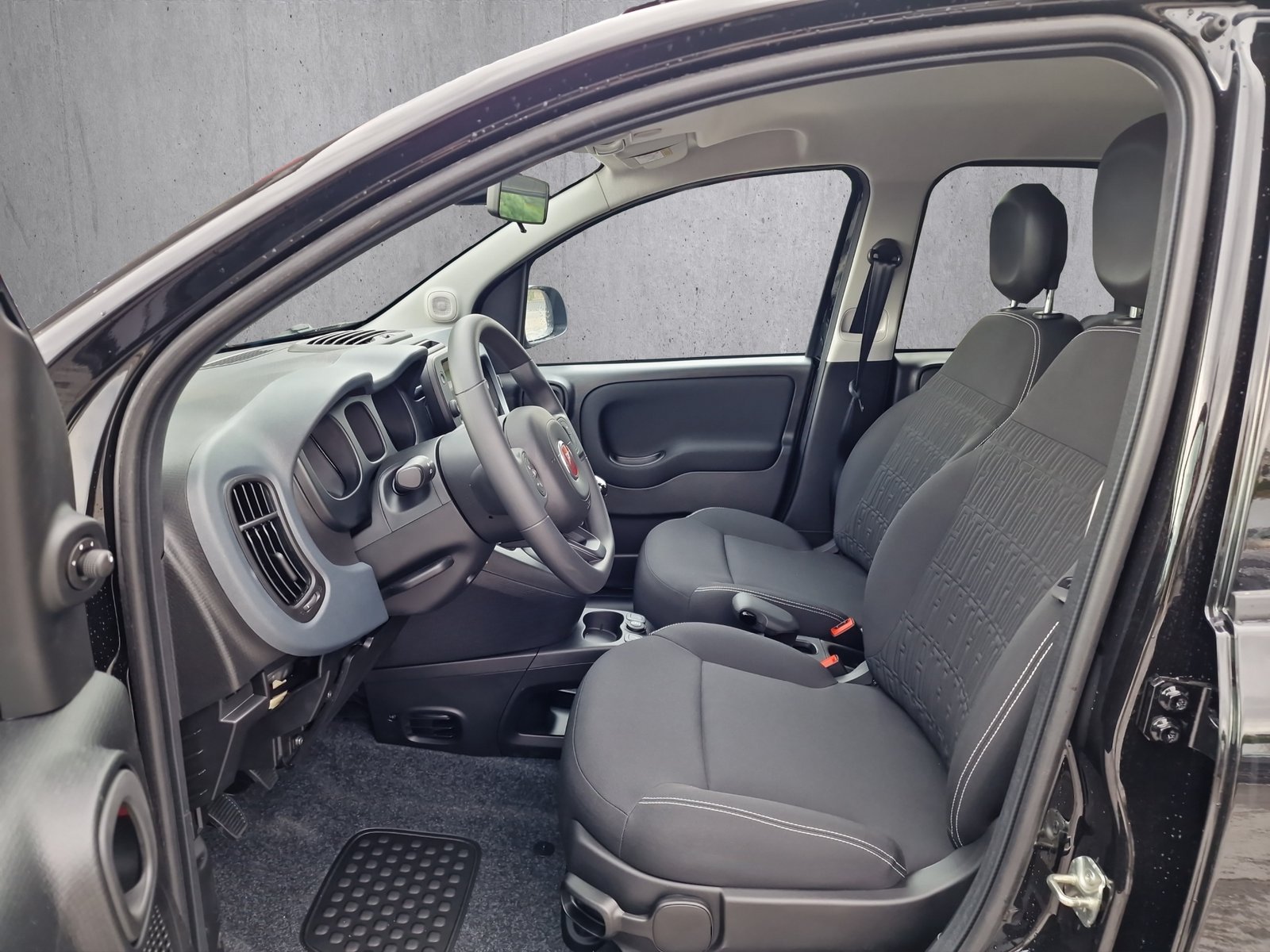 FIAT PANDA 1.0 Hybrid Cross, Mild-Hybrid Petrol/Electric, Ex-demonstrator, Manual - 7