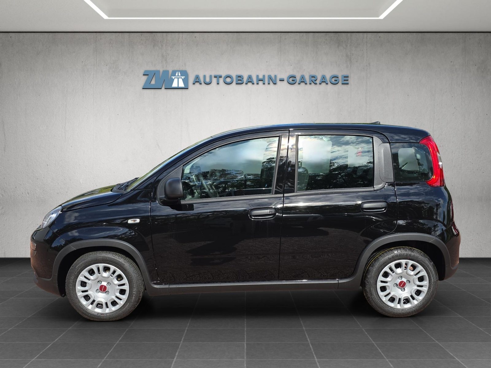 FIAT Panda 1.0 Hybrid Cult Plus, Mild-Hybrid Benzin/Elektro, Vorführwagen, Handschaltung - 2