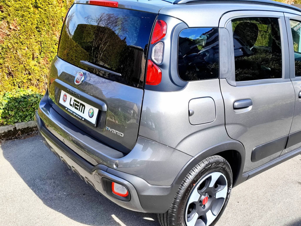 FIAT Panda 1.0 Hybrid Cross, Mild-Hybrid Petrol/Electric, Ex-demonstrator, Manual - 4