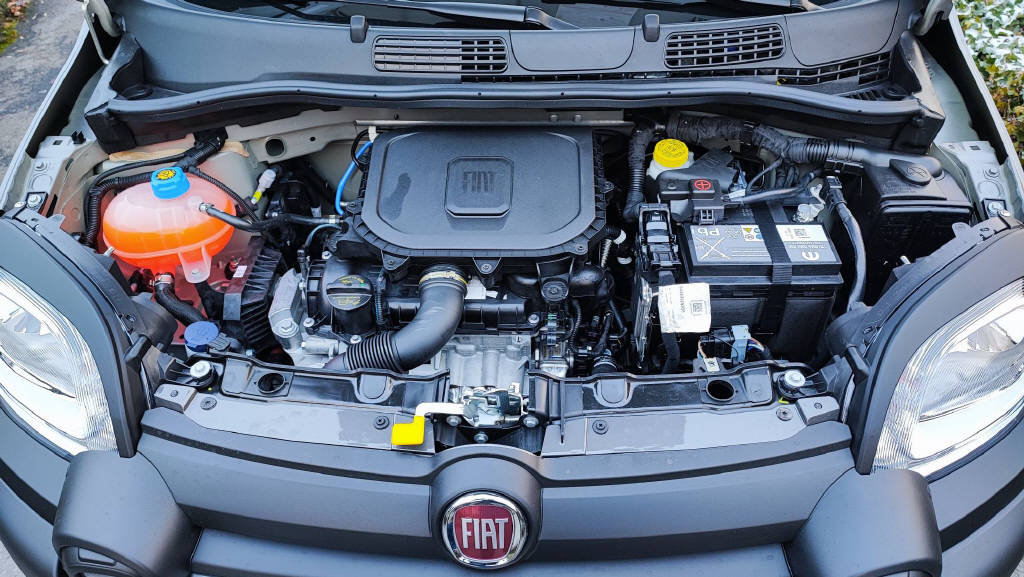 FIAT Panda 1.0 Hybrid Cross, Mild-Hybrid Petrol/Electric, Ex-demonstrator, Manual - 7