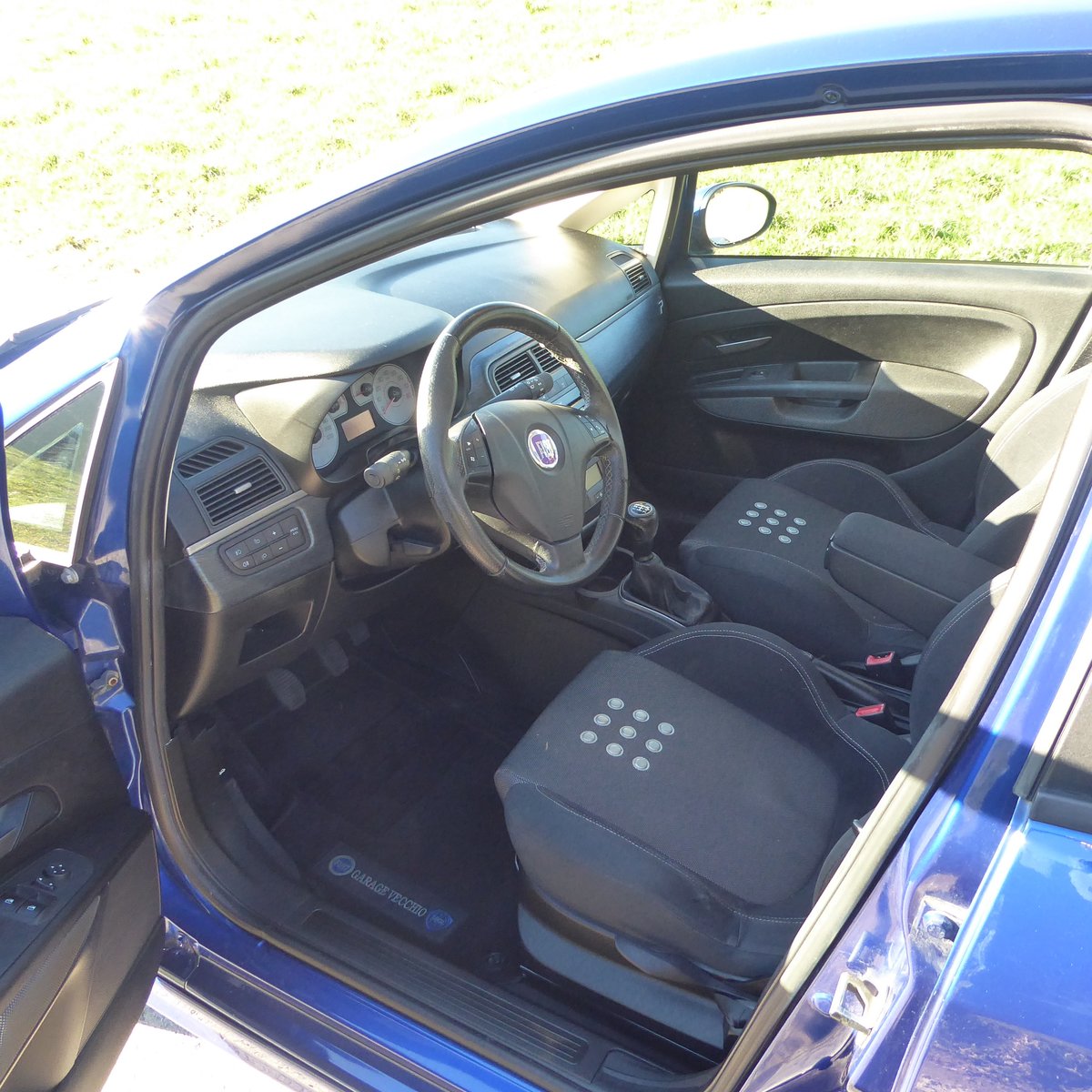 FIAT Punto 1.4 16V Turbo Emotion, Essence, Occasion / Utilisé, Manuelle - 5