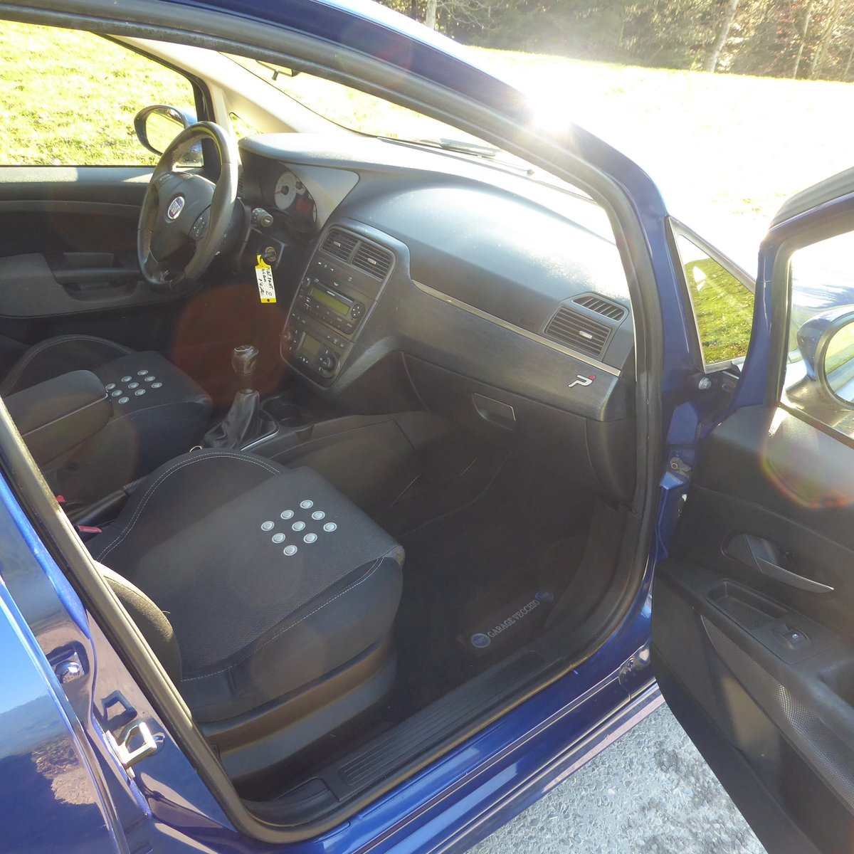 FIAT Punto 1.4 16V Turbo Emotion, Essence, Occasion / Utilisé, Manuelle - 6