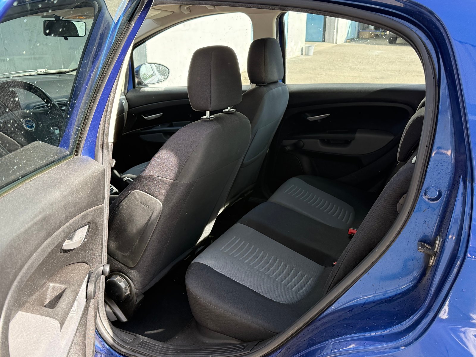 FIAT Punto 1.4 Dynamic, Petrol, Second hand / Used, Manual - 6