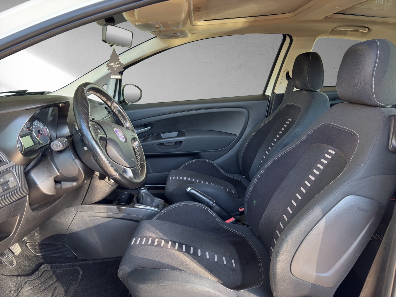 FIAT Punto 1.4 16V Turbo Sport, Petrol, Second hand / Used, Manual - 6