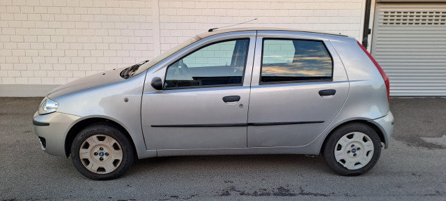 FIAT Punto 1.2 Active, Benzin, Occasion / Gebraucht, Handschaltung