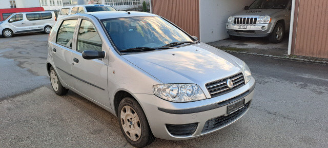 FIAT Punto 1.2 Active, Benzin, Occasion / Gebraucht, Handschaltung - 3