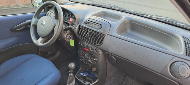 FIAT Punto 1.2 Active, Benzin, Occasion / Gebraucht, Handschaltung - 5