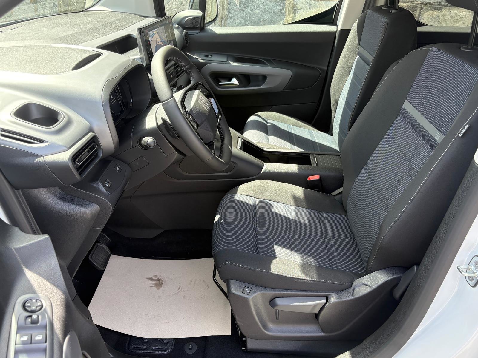 FIAT Qubo L 1.5 D La Prima 7-Sitzer, Diesel, Voiture nouvelle, Automatique - 5