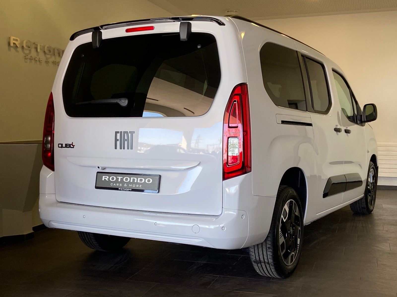 FIAT Qubo L 1.5 Diesel Automat 7-Plätze, Diesel, Auto nuove, Automatico - 2