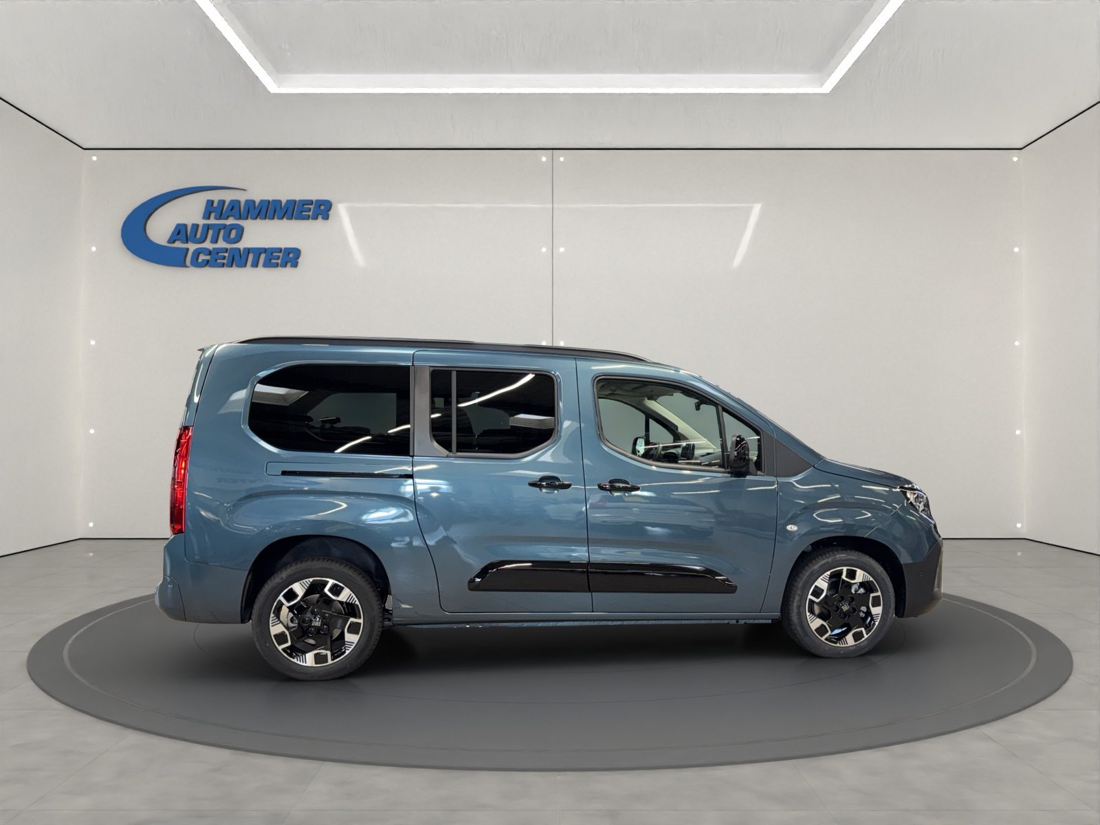 FIAT Qubo L 1.5 TD La Prima 7P, Diesel, Neuwagen, Automatik - 6