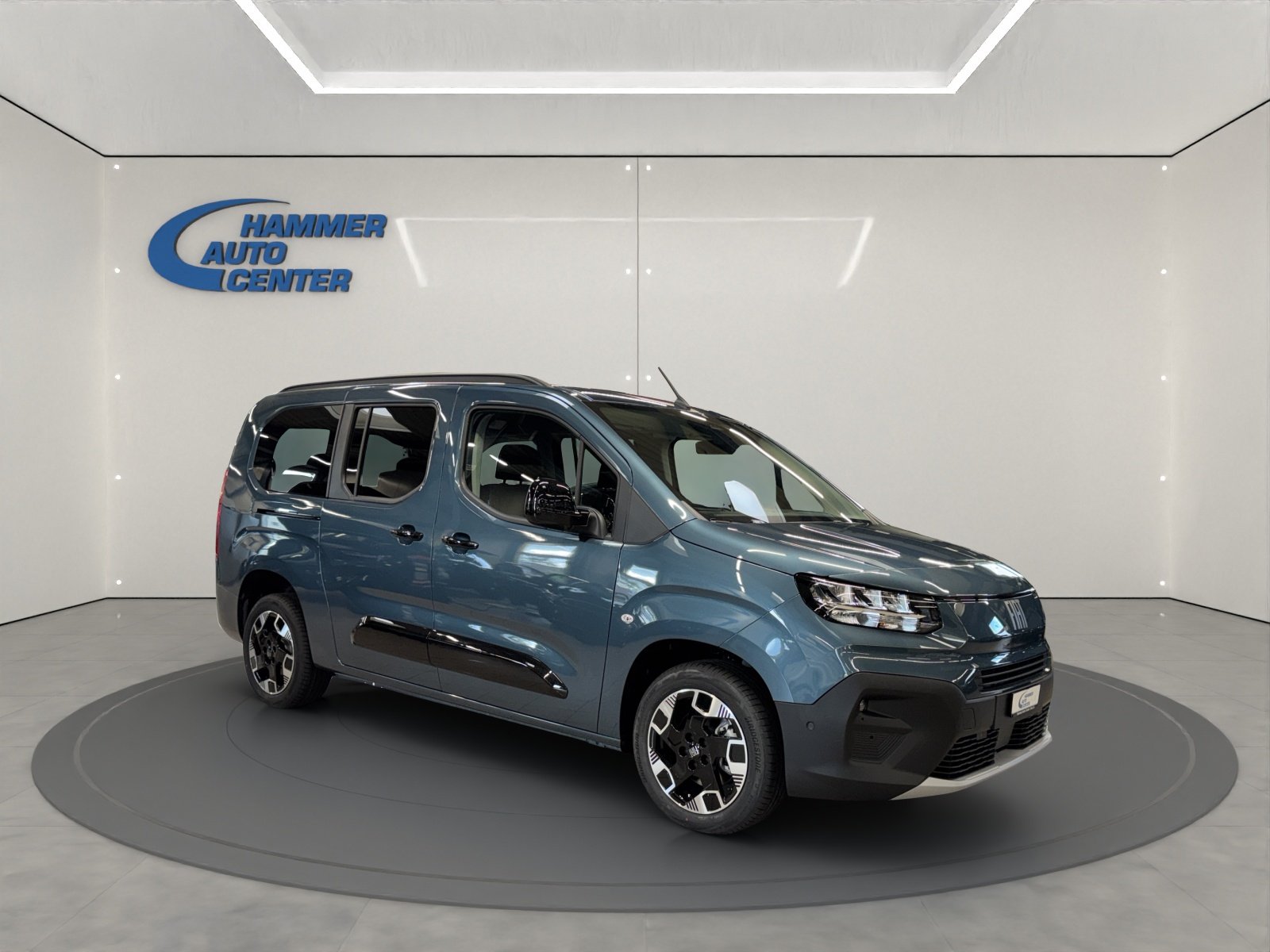 FIAT Qubo L 1.5 TD La Prima 7P, Diesel, Neuwagen, Automatik - 7