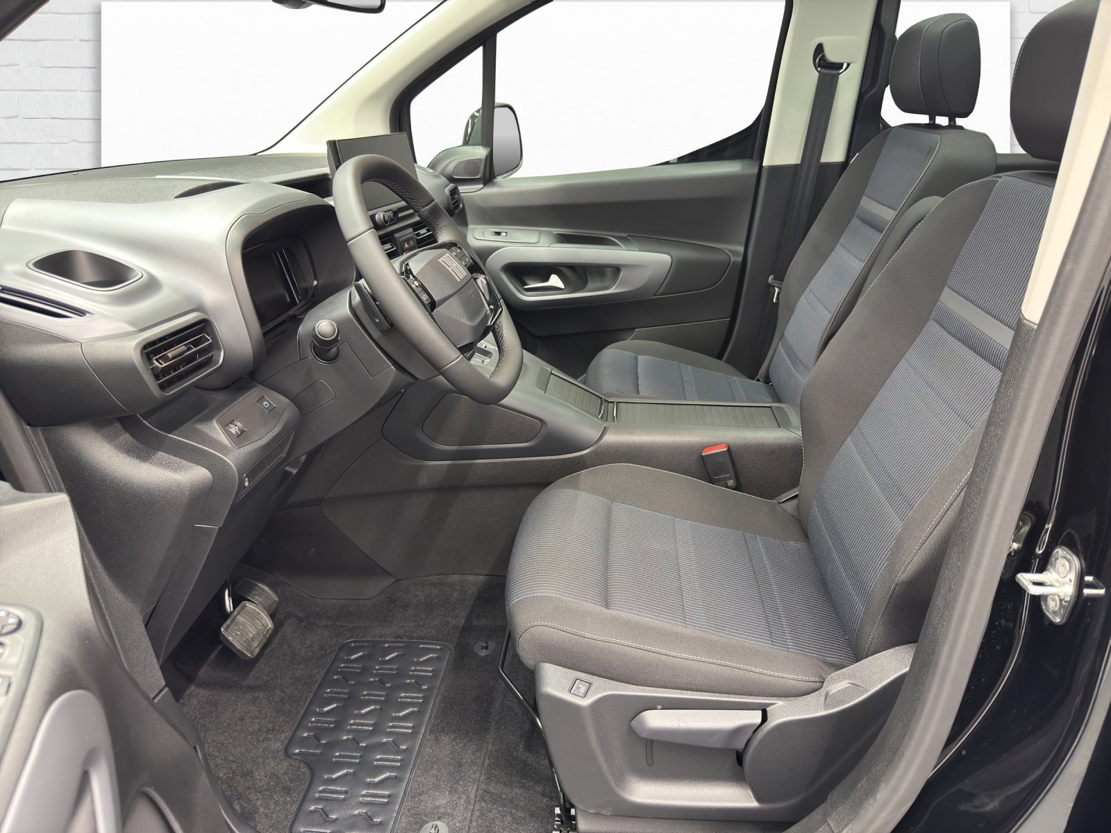 FIAT Qubo L 1.5 TD La Prima, Diesel, New car, Automatic - 7
