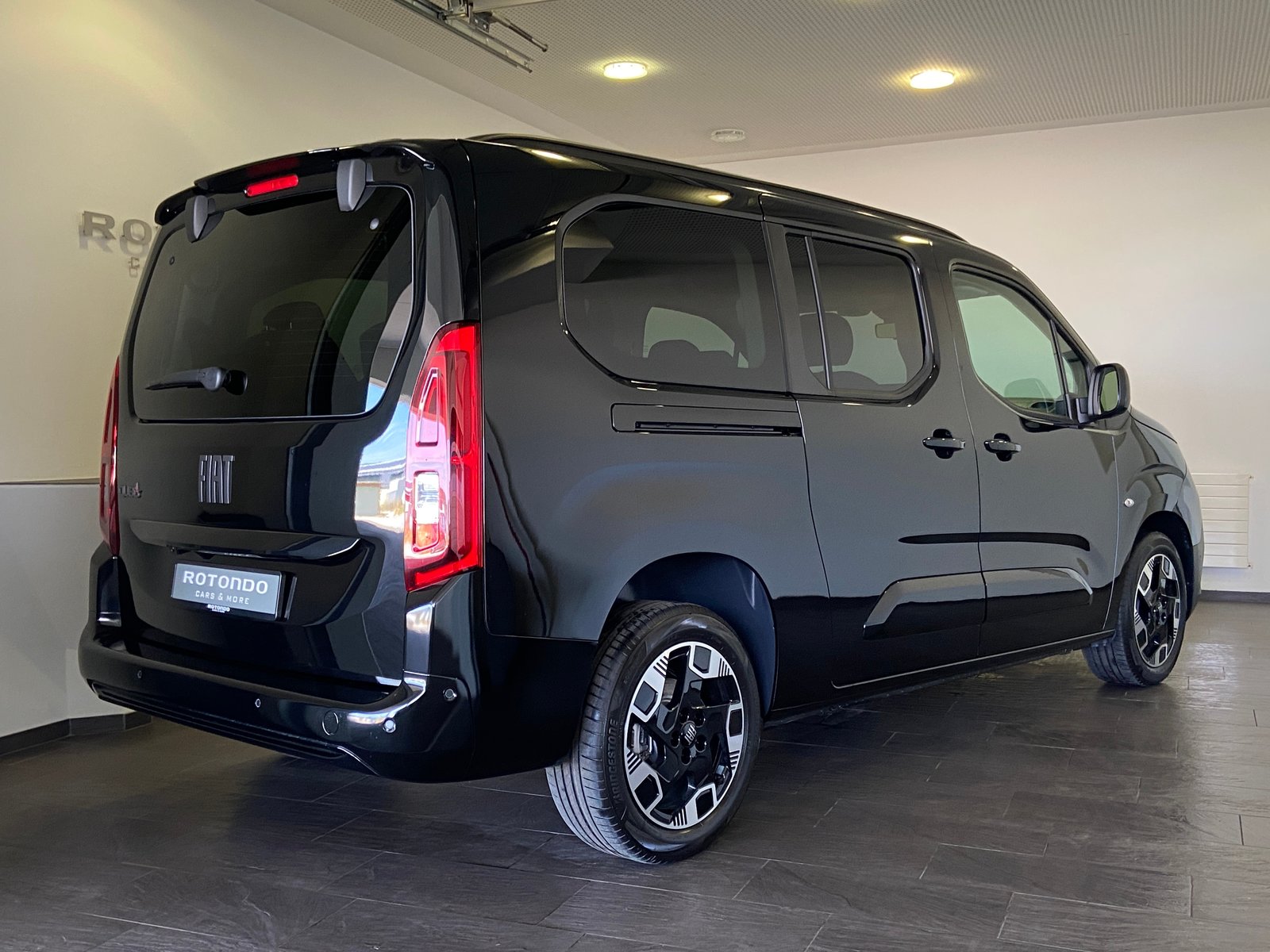 FIAT Qubo L 1.5 D La Prima 7-Sitzer, Diesel, Neuwagen, Automatik - 2
