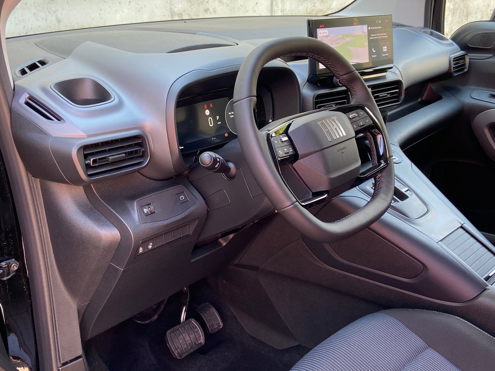 FIAT Qubo L 1.5 D La Prima 7-Sitzer, Diesel, Neuwagen, Automatik - 6